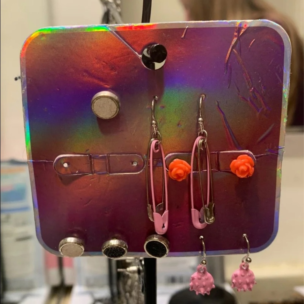 hot topic earrings